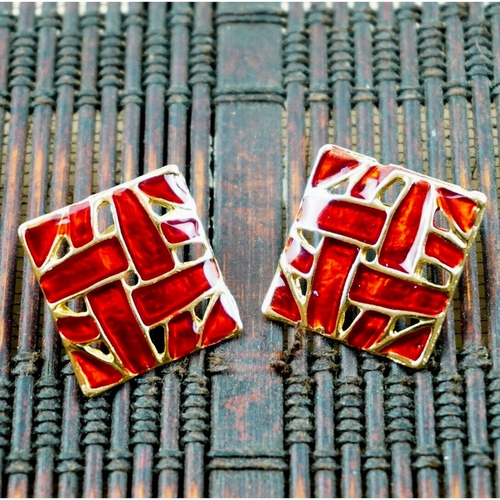 Avon Post Earrings Red Enamel & Gold-Tone Beautiful Square Basket Weave Design